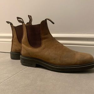 Blundstones, brown/tan, mens size 8.5